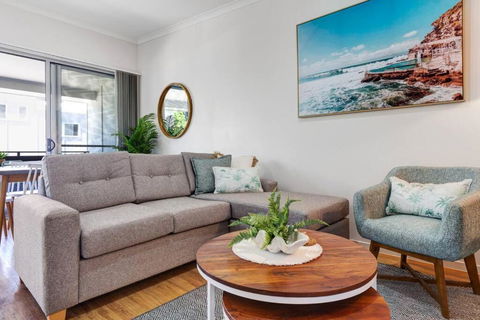 MARJ12- Stylish And Spacious - Accommodation Sunshine Coast 0
