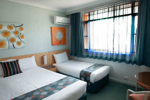 Markets Hotel - Accommodation Sunshine Coast 1