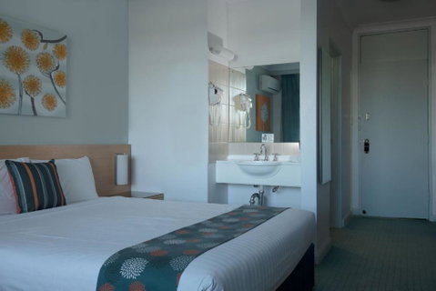 Markets Hotel - Accommodation Sunshine Coast 2