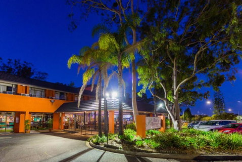 Markets Hotel - Accommodation Sunshine Coast 0