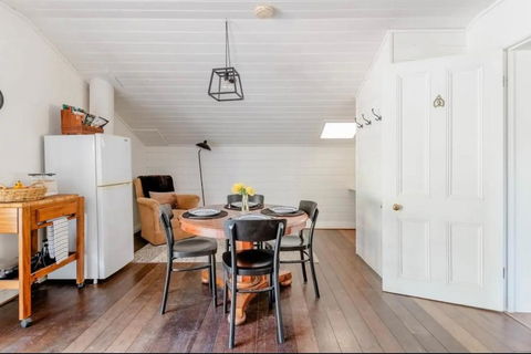 MARYBANK ESTATE - BARN LOFT - Accommodation Sunshine Coast 3