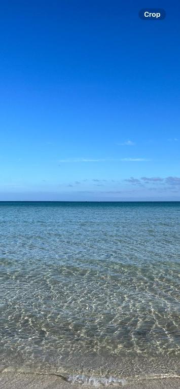 Mcrae Retro Beach House ! - Accommodation Sunshine Coast 1