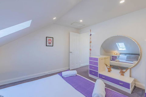 MELVINGTON BOUTIQUE APARTMENT IN HOBART CBD O - Accommodation Sunshine Coast 3
