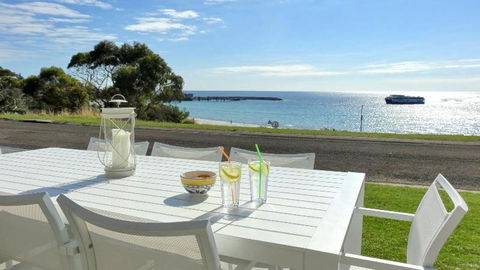 Millpond. - Accommodation Sunshine Coast 0