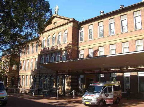 Modern 2 Bedroom Warehouse Conversion - Accommodation Sunshine Coast 3