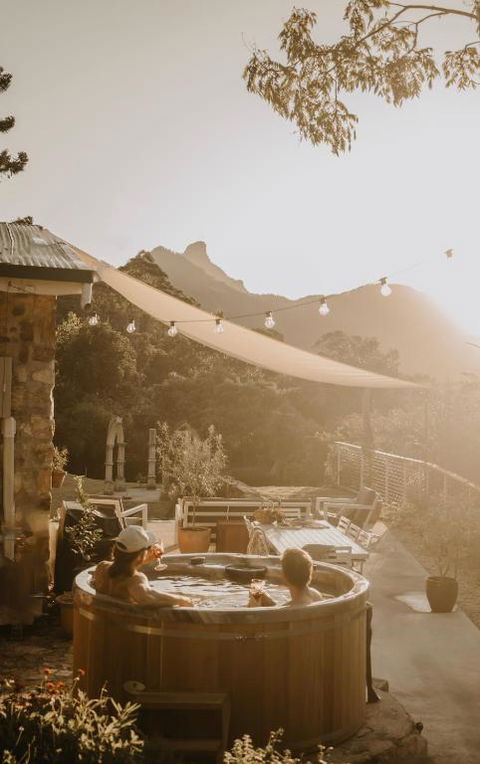 Misty Mountain Manor - Accommodation Sunshine Coast 0