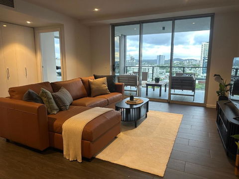Modern Meets The Gabba - Accommodation Sunshine Coast 3