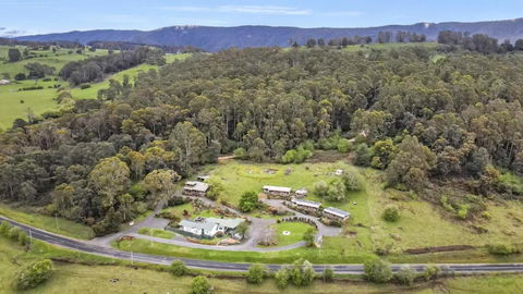 Mole Creek Cabins - Accommodation Sunshine Coast 0