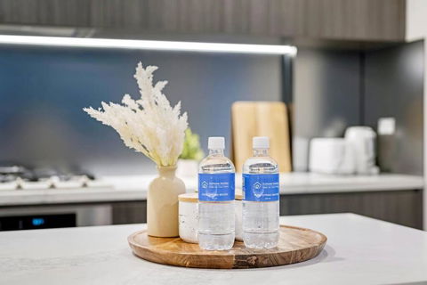 Modern 2B2B APT At Homebush - Accommodation Sunshine Coast 2