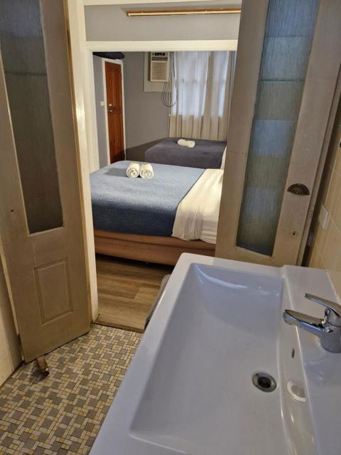 Mount View Motel - Accommodation Sunshine Coast 2