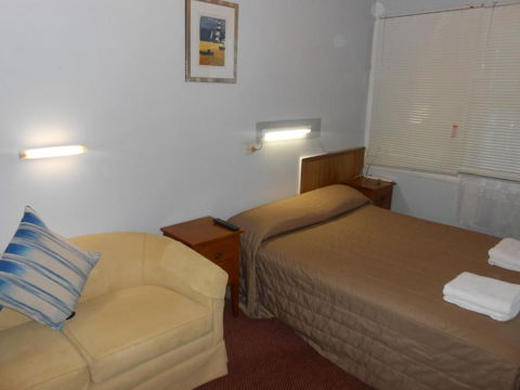Mount View Motel - Accommodation Sunshine Coast 0