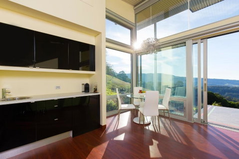 Mt Hay Retreat - Accommodation Sunshine Coast 1