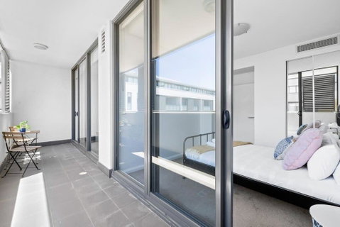 NEW 3BR Apt In Kingsgrove Sleeps 7 - Accommodation Sunshine Coast 1