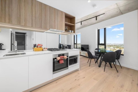 NEW Chic Stature Southbank 2 Bd - Accommodation Sunshine Coast 0