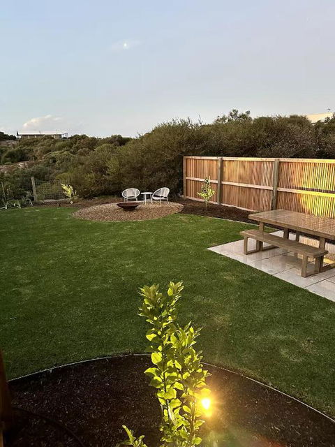 NEW Magpie Sands - 3 Bedroom Home - Downstairs Only, 1 Min Walk To Aldinga Beach - Accommodation Sunshine Coast 0