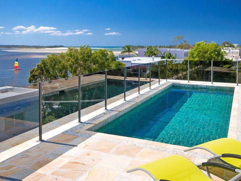 Noosa Dua Apt 1 Riverside Pool Escape - Accommodation Sunshine Coast 0