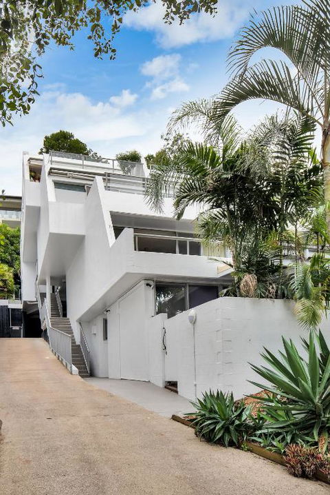 Noosa Views - Accommodation Sunshine Coast 0