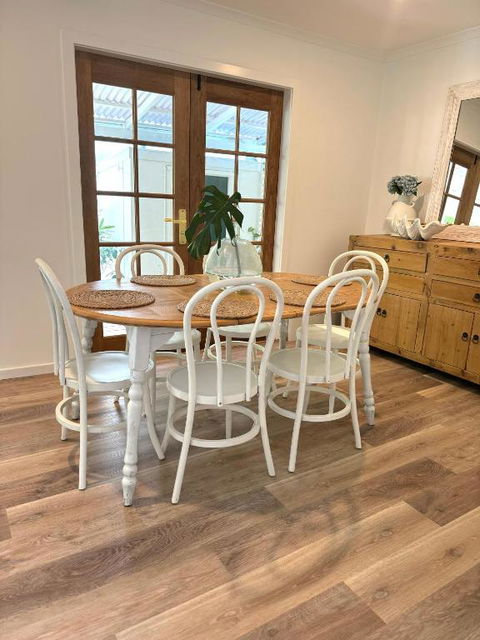 Noraville Hamptons Style Beach House - Accommodation Sunshine Coast 2