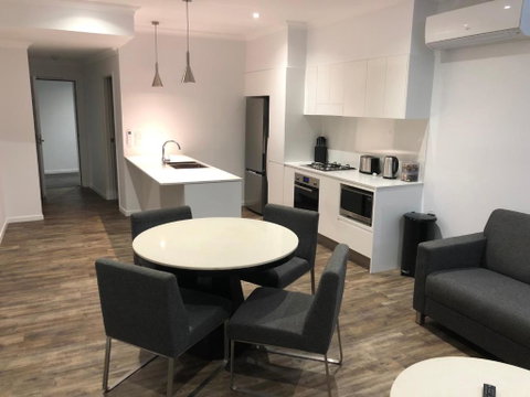 Nouveau On Young - Accommodation Sunshine Coast 1