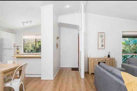NORTH BYRON BEACH HOUSE Surf Sun Sand - Accommodation Sunshine Coast 3