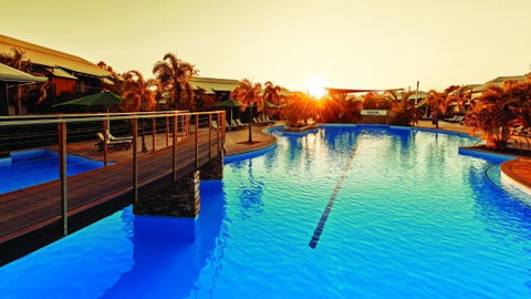 Oaks Cable Beach Resort - Accommodation Sunshine Coast 1
