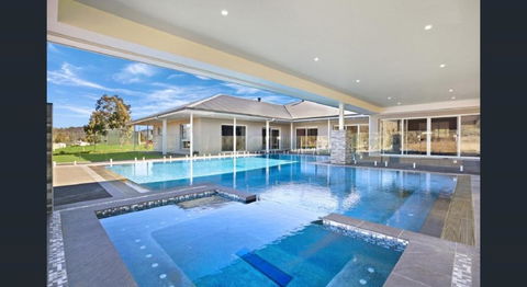 ON Keppies - BnB - Family Farm & Wedding Guest Accommodation Paterson NSW - Accommodation Sunshine Coast 2