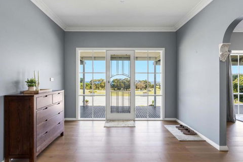 Oceanview On The Hill - Accommodation Sunshine Coast 2