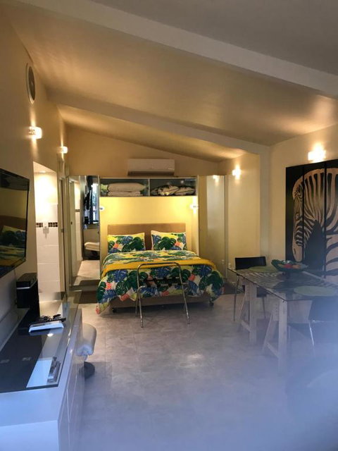 Orchard Garden - Accommodation Sunshine Coast 3