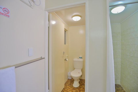 Oscar Motel - Accommodation Sunshine Coast 3