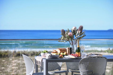 Pacific Dawn On The Beach One - Accommodation Sunshine Coast 0
