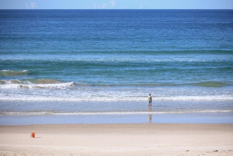 Pacific Dawn On The Beach One - Accommodation Sunshine Coast 2