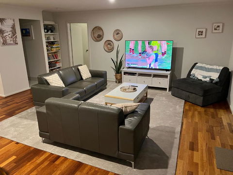 One Merino Panoramic Beach House Modern Sleeps 10 - Accommodation Sunshine Coast 1