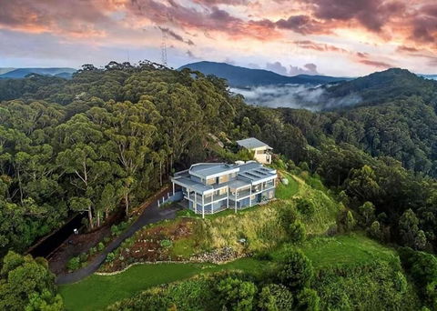 ON TOP Of THE WORLD Garden Studio - Accommodation Sunshine Coast 2