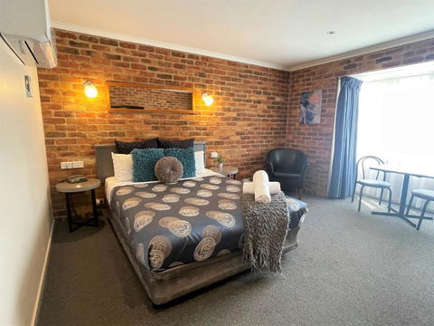 Paddlewheel Motel - Accommodation Sunshine Coast 1