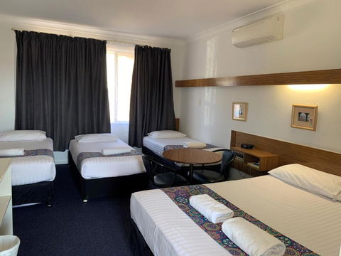 Panorama Motor Inn - Accommodation Sunshine Coast 3
