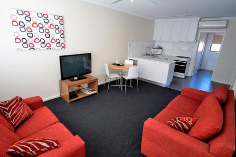 Parkview Motor Inn And Apartments - Accommodation Sunshine Coast 3