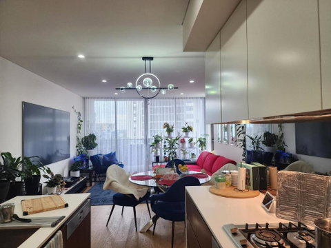 Parramatta Shared Apartment,gym,swimming Pool - Accommodation Sunshine Coast 3