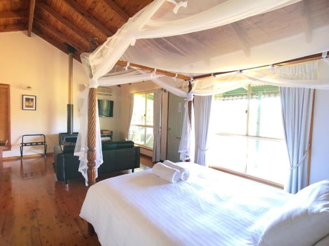Pencil Creek Cottages - Accommodation Sunshine Coast 2