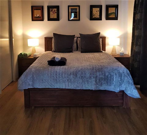 Pemberton Japanese Garden Studio - Accommodation Sunshine Coast 3