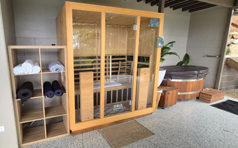 Personal Sauna & Ice-bath At Kookaburra Cabin - Accommodation Sunshine Coast 0