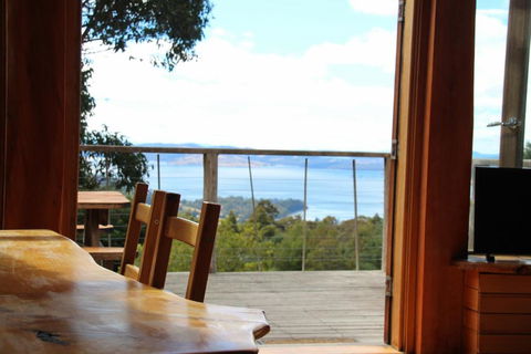 Peppermint Ridge Retreat - Accommodation Sunshine Coast 3