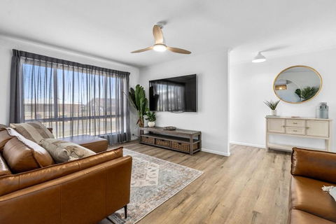 Percys Beach House Moonta Bay - Accommodation Sunshine Coast 2