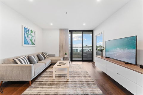 Perfect Location 1-Bed With Balcony, BBQ & Parking - Accommodation Sunshine Coast 0