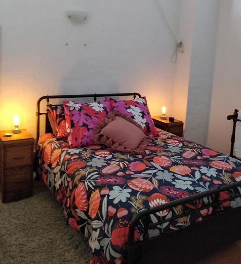 Pips On Mitchell - Beautiful Historic Apartment - Accommodation Sunshine Coast 1