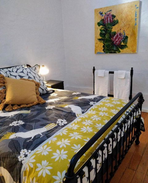 Pips On Mitchell - Beautiful Historic Apartment - Accommodation Sunshine Coast 0