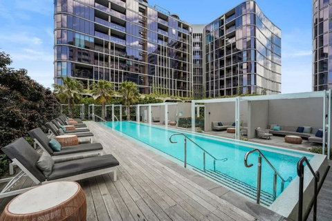 PM Residences - Modern Luxury 2BR Apt W Parking - Accommodation Sunshine Coast 0