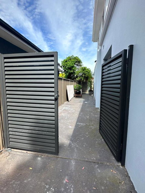 Private, Local Living Studio In Mascot, Airport - Accommodation Sunshine Coast 3
