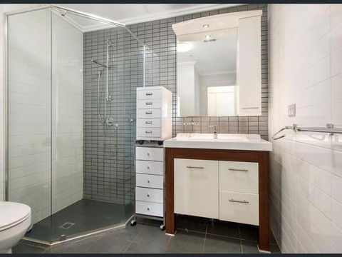 Private Room With Shared Washroom Only In 3bhk Apartment - Accommodation Sunshine Coast 2