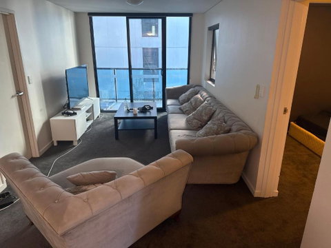 Private Rooms - Accommodation Sunshine Coast 0