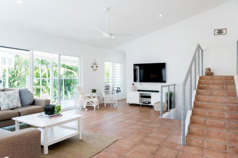 Pura Vida - Accommodation Sunshine Coast 3